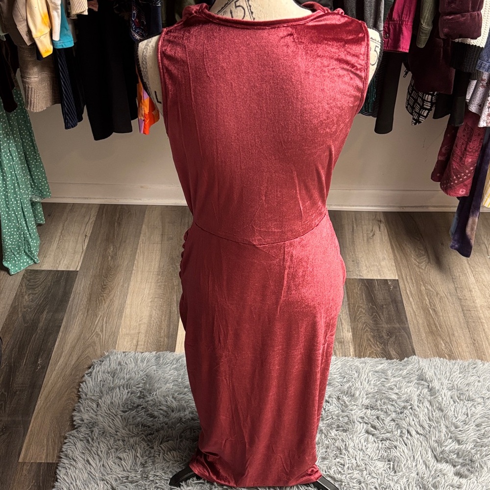 NWT Zaful Wine Red Velvet Midi Dress - Picture 5 of 15